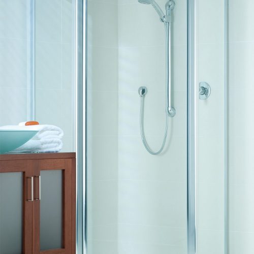 Shower Screen Melton